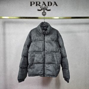 [국내배송]프라다 스웨이드 스트링 투웨이 패딩