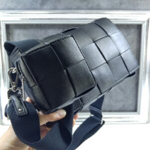 [국내배송]보테가 베네타 카세트백