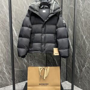 [국내배송]버버리 디테쳐블 구스다운 패딩