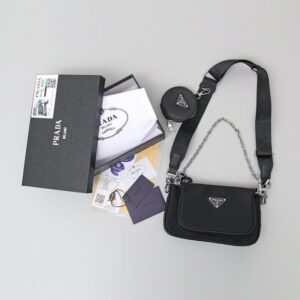 [국내배송]프라다 88168 리나일론 숄더백