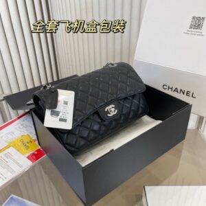 [국내배송]샤넬 클래식 미듐 캐비어 은장