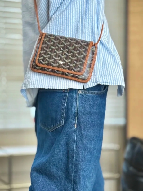 고야드 플뤼메 클러치 지갑 레플리카
고야드 가방 레플리카
고야드 가방