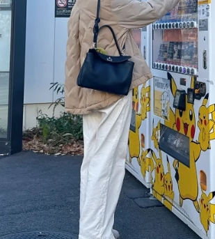 발렌시아가 로데오백 스몰 레플리카
발렌시아가 가방
발렌시아가 가방 레플리카